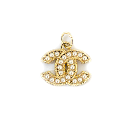 Designer Initials Pearls Pendant 22 mm